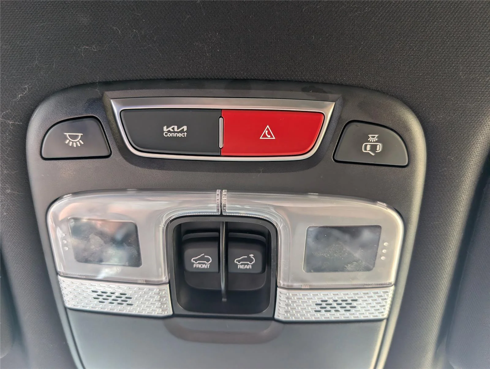 Used 2023 Wolf Gray Kia SX X-Line image 18