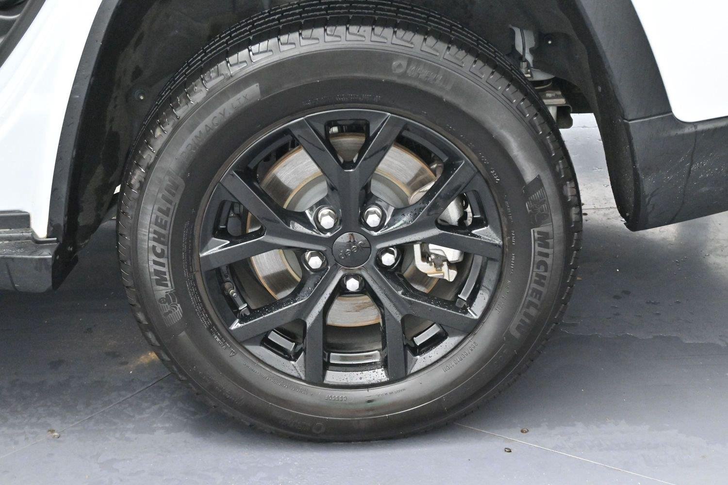 Used 2024 Bright White Clearcoat Jeep Altitude X image 38