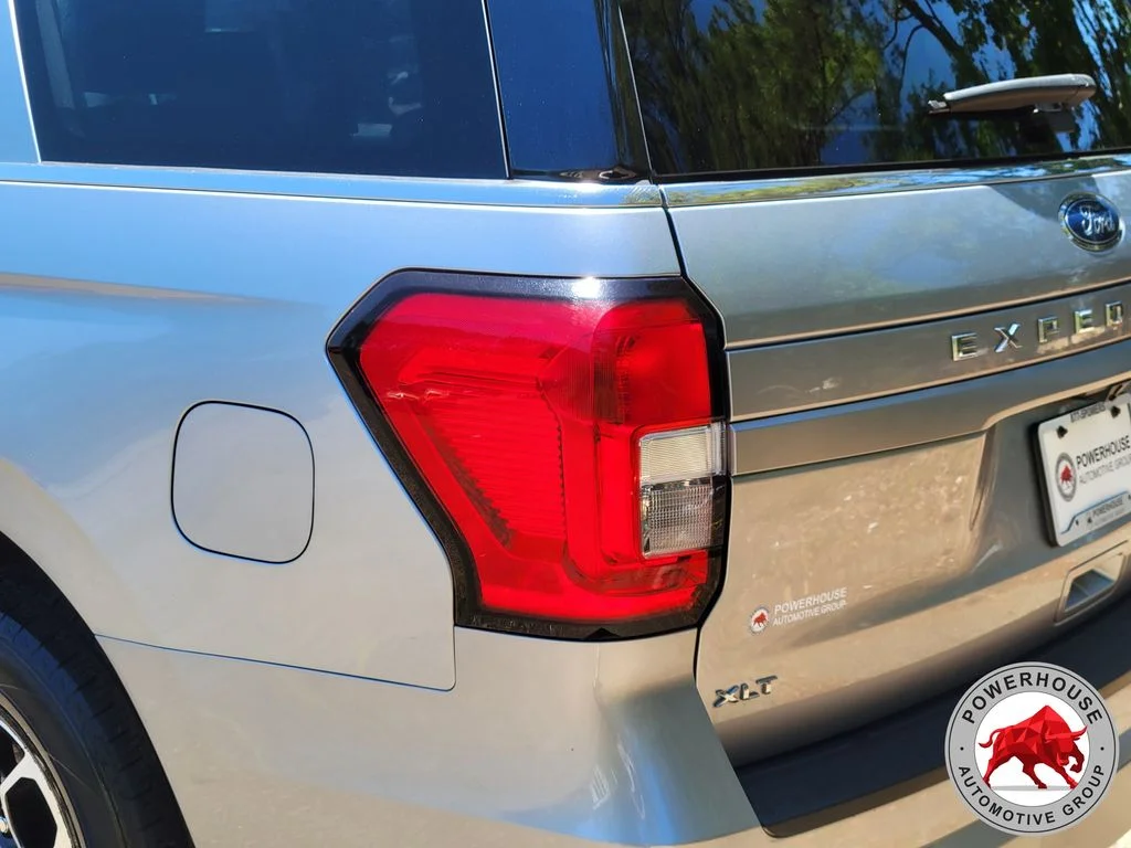 Used 2023 Silver Ford XLT image 12