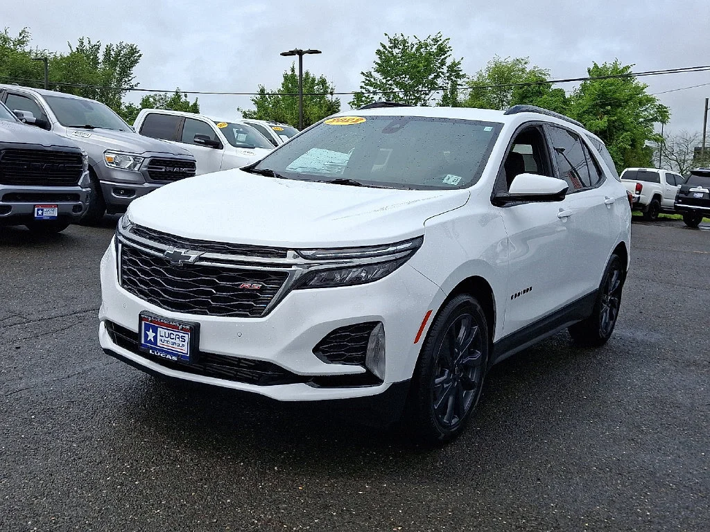 Certified Used 2022 Summit White Chevrolet RS image 5