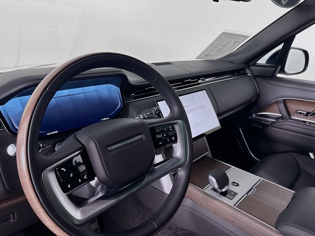 Certified Used 2025 Black Land Rover Autobiography image 4