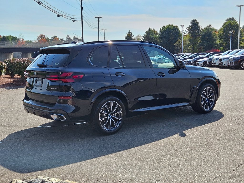 Certified Used 2025 Carbon Black Metallic BMW xDrive40i image 8