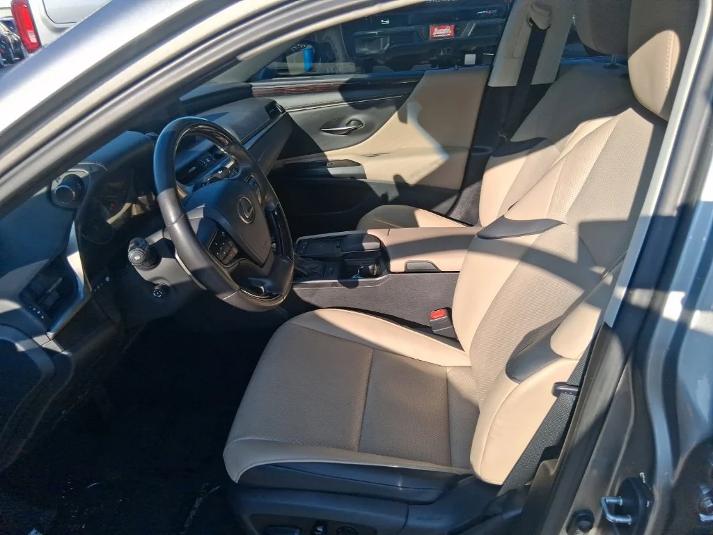 Used 2021 Silver Lexus 350 image 14