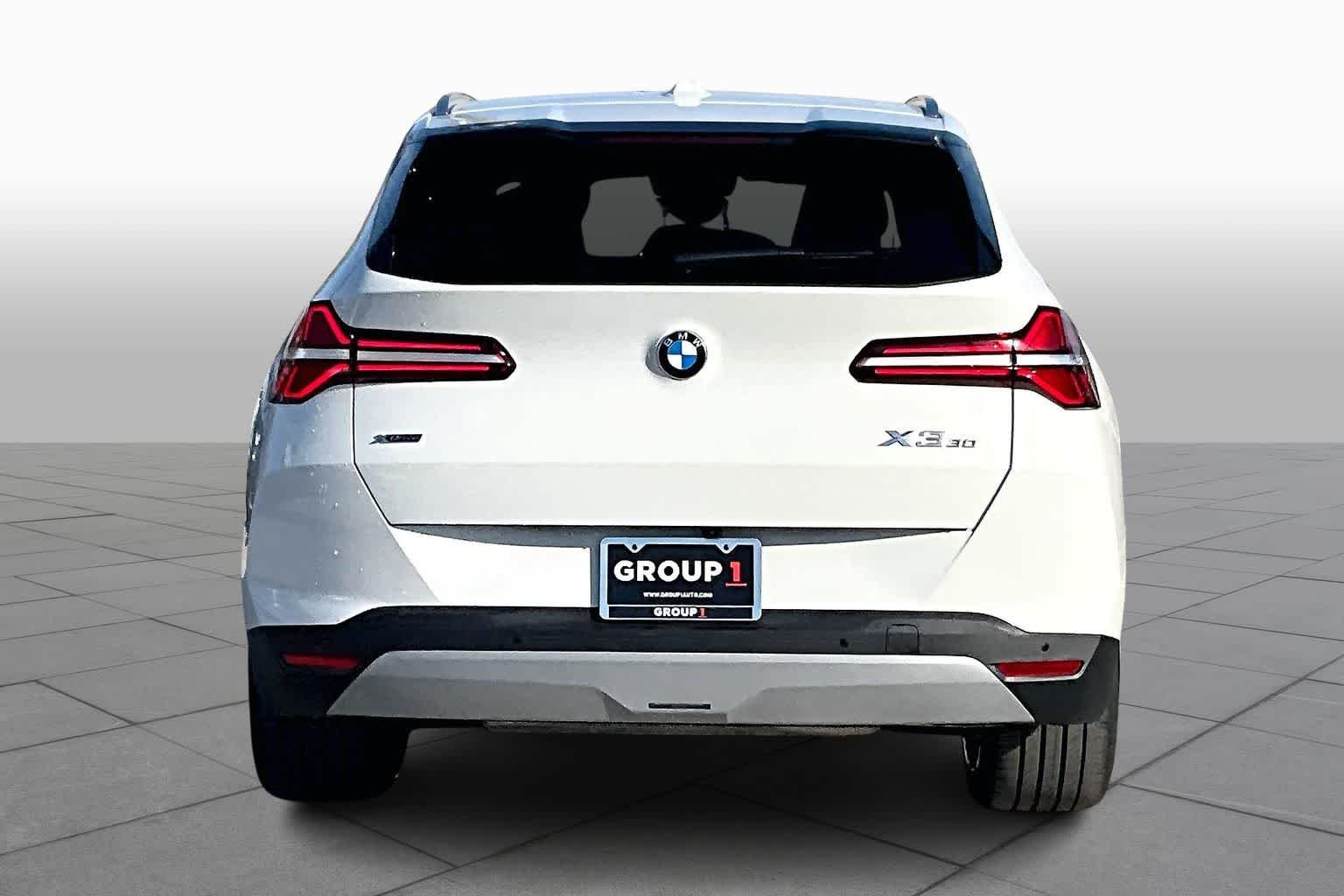 Used 2026 Alpine White BMW 30 xDrive image 4