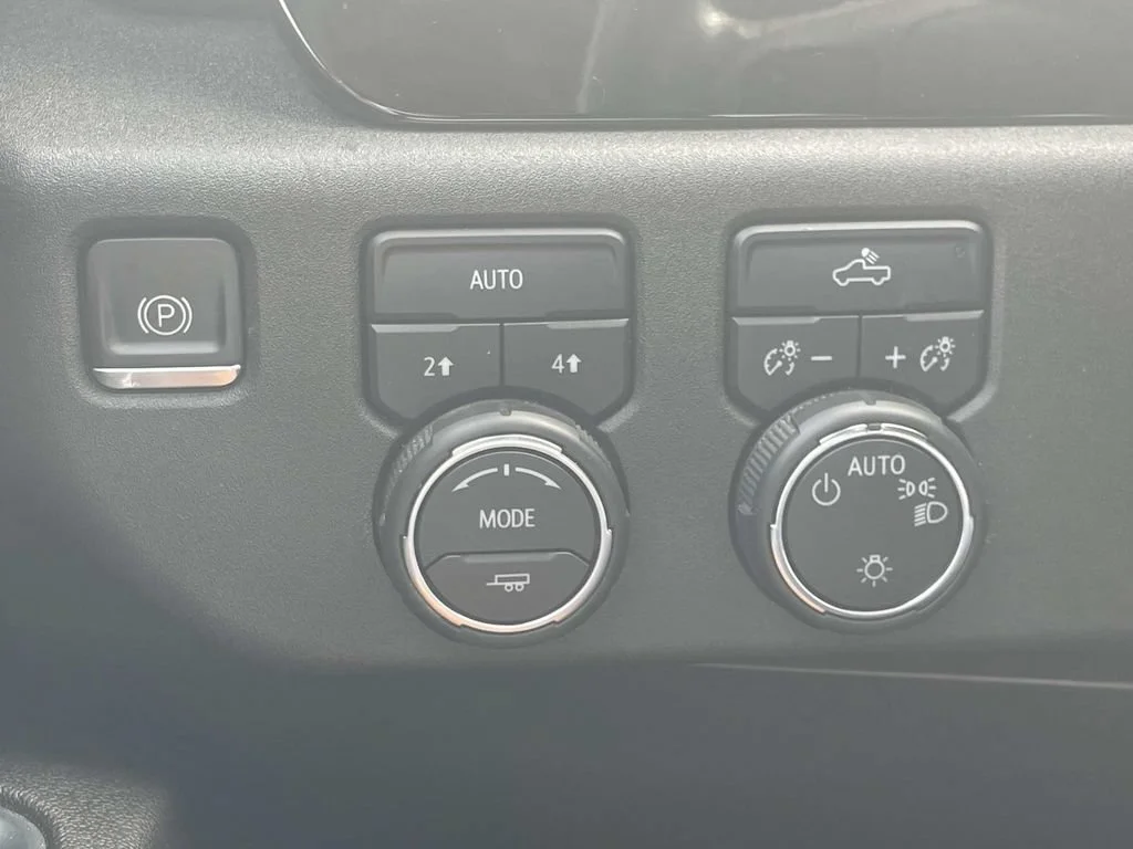 2023 Chevrolet Silverado 1500 LT - Photo 25