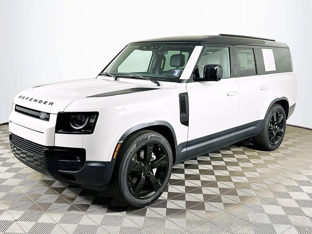 2026 Land Rover Defender 130 S P300's photo