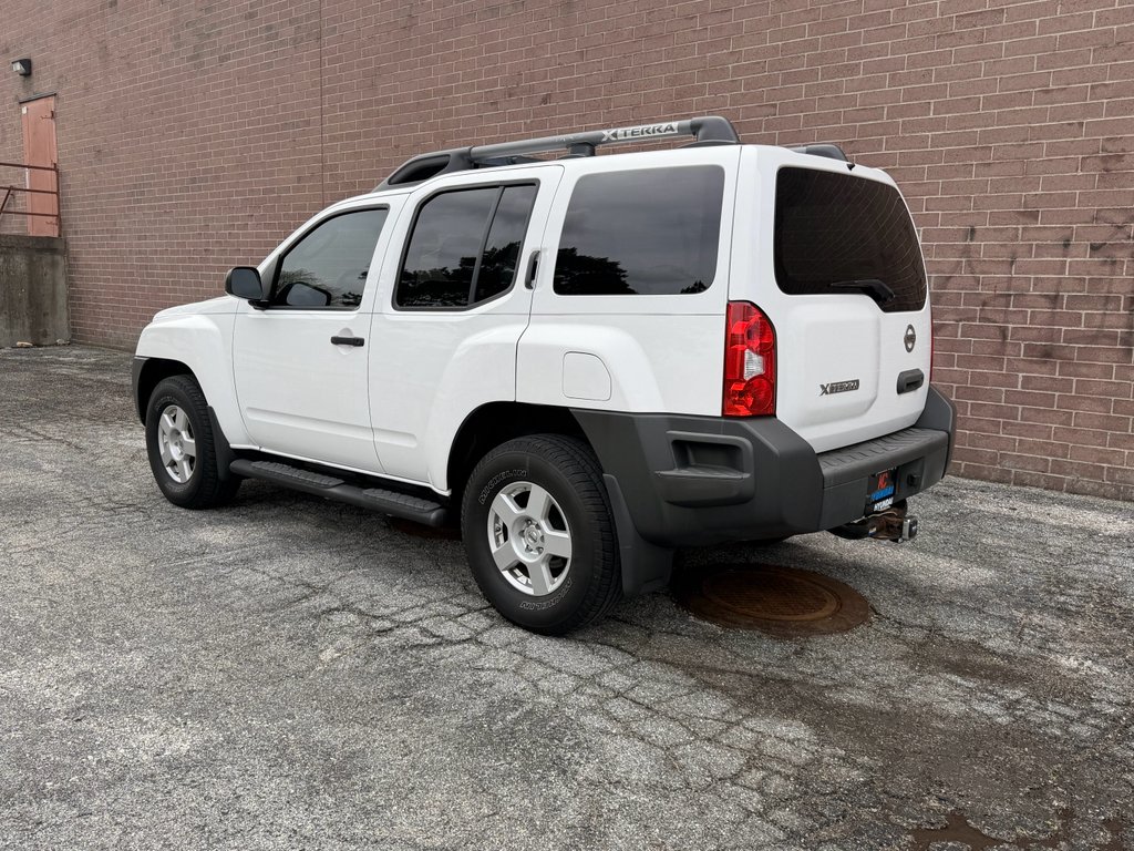 Used 2007 Avalanche Nissan S image 3