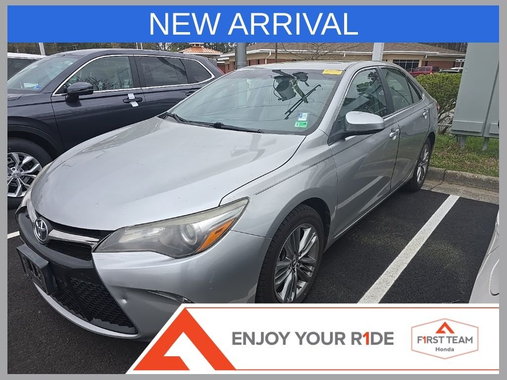 2015 Toyota Camry SE