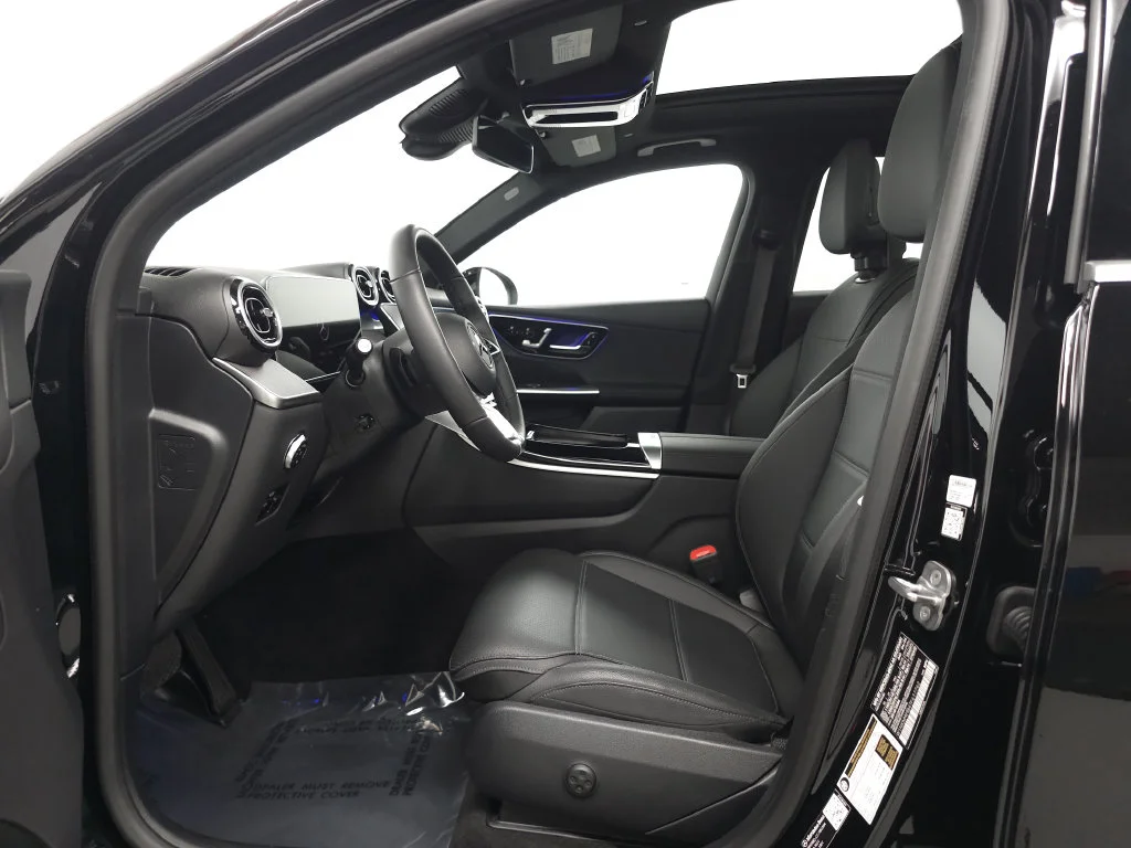 Certified Used 2026 Black Mercedes-Benz GLC 300 image 8
