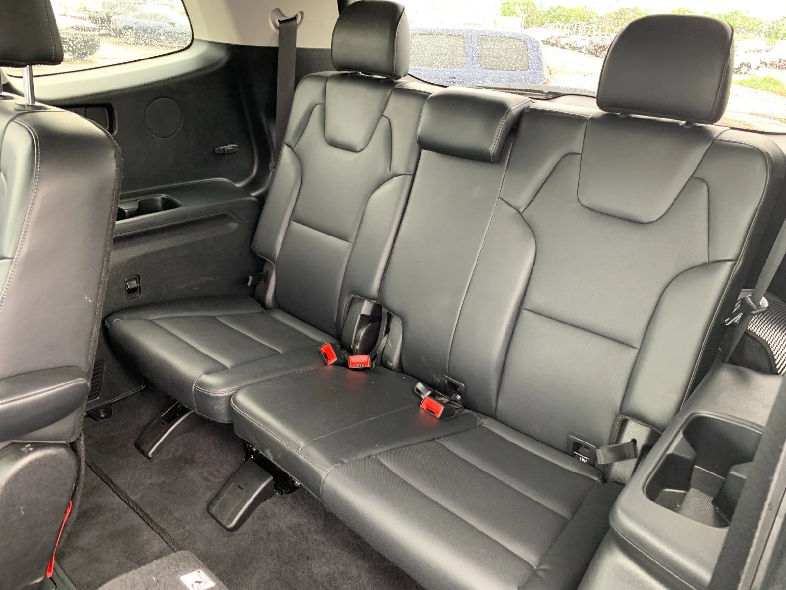 Used 2025 Silver Kia S image 18