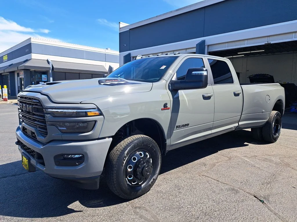 2026 RAM 3500 Laramie 4X4 Crew Cab LWB's photo