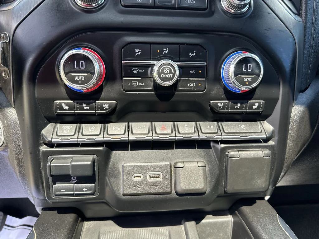 Used 2023 Black GMC Denali image 25