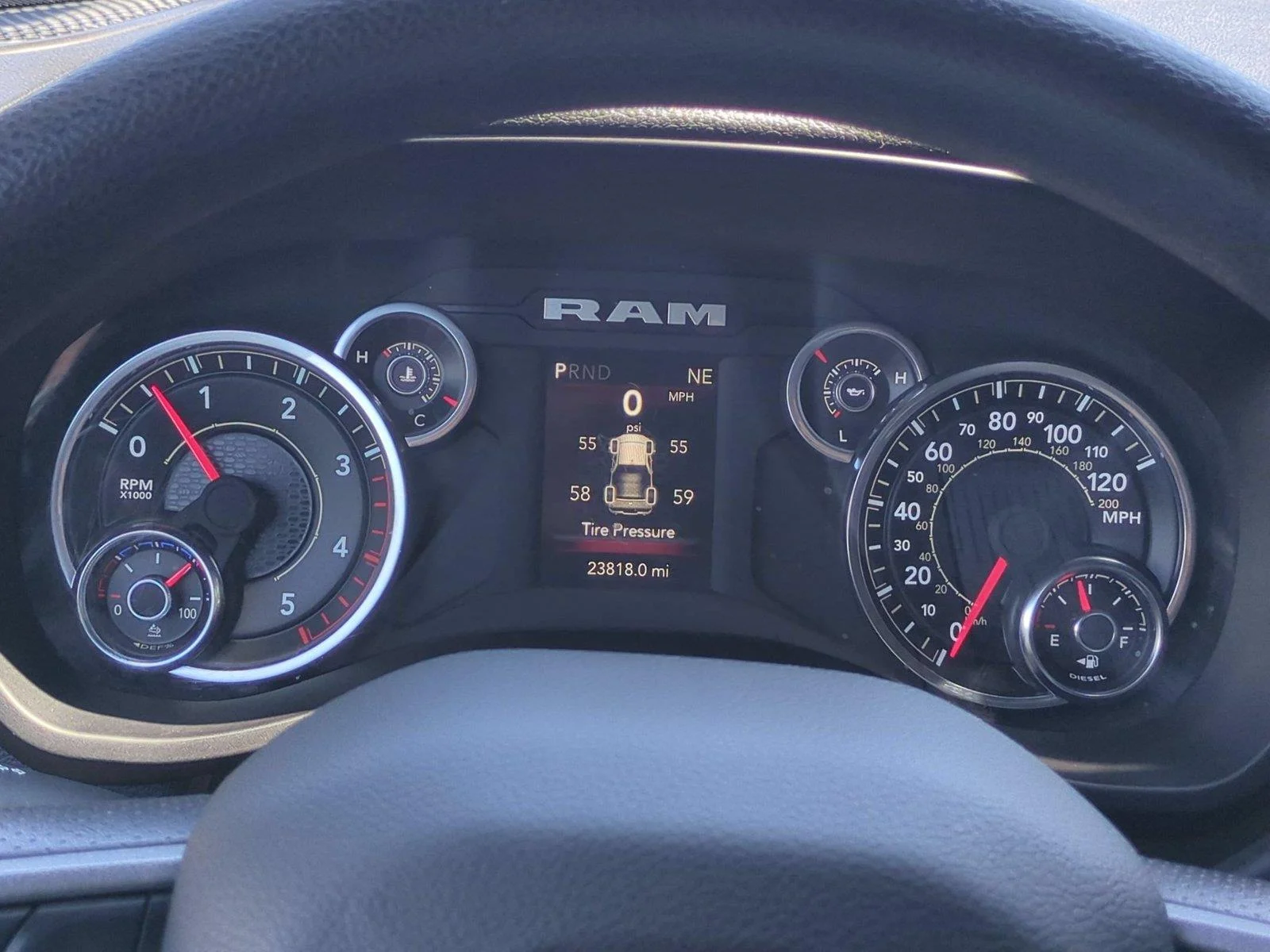 Used 2024 Delmonico Red Pearlcoat Ram Tradesman image 21