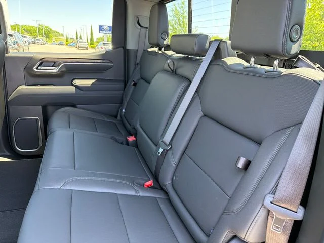 2026 GMC Sierra 1500 SLT - Photo 21