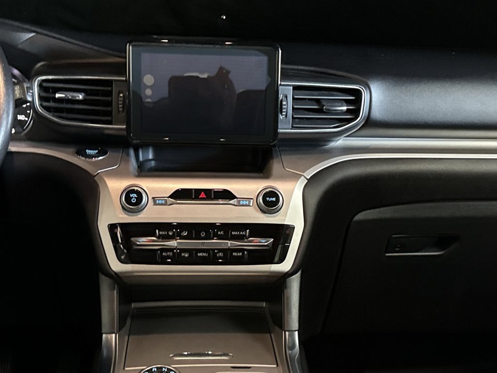 Used 2022 Gray Metallic Ford XLT image 20