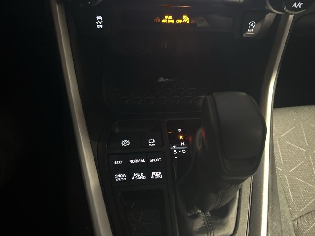 Used 2025 White Toyota XLE image 24