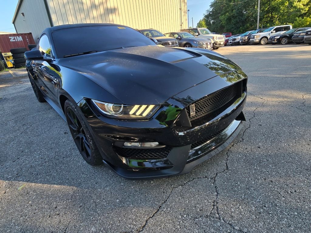 Used 2019 Black Ford Shelby GT350 image 11