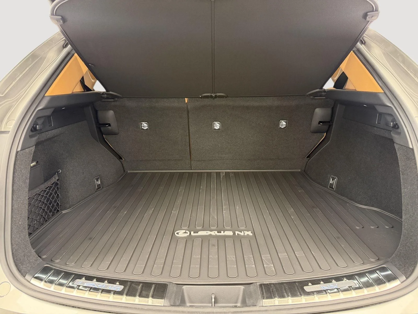 Certified Used 2026 Atomic Silver Lexus NX 350h Premium image 23