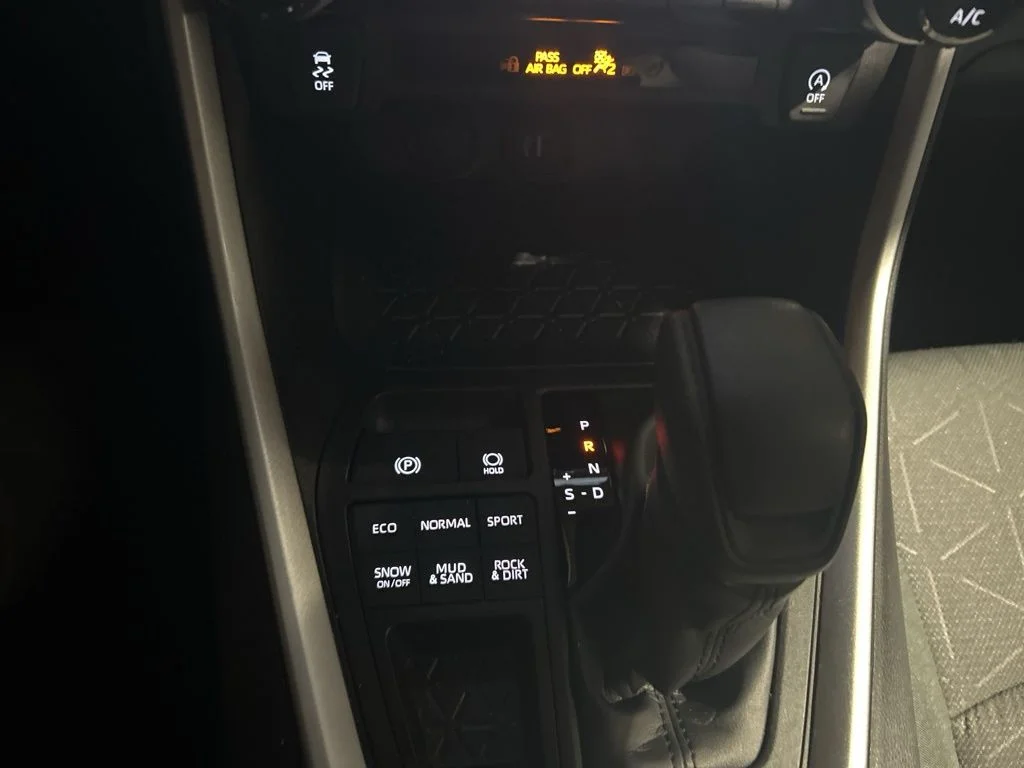 Used 2025 White Toyota XLE image 24