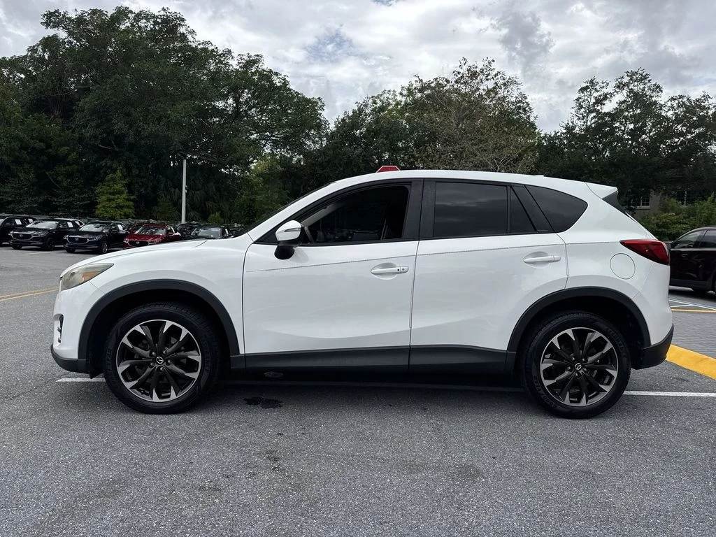 Used 2016 Crystal White Pearl Mica Mazda Grand Touring image 27