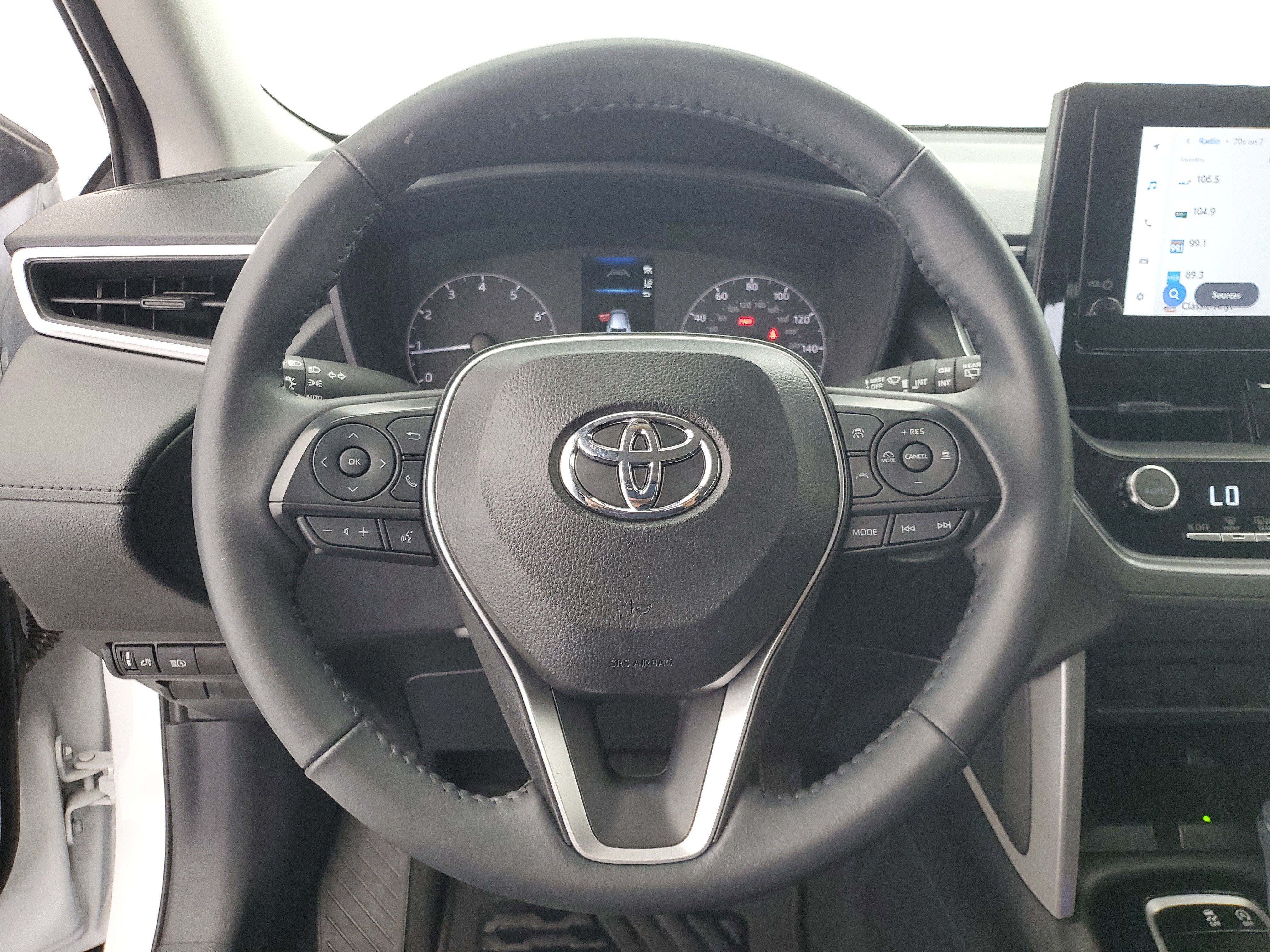 Used 2024 Wind Chill Pearl Toyota LE image 22