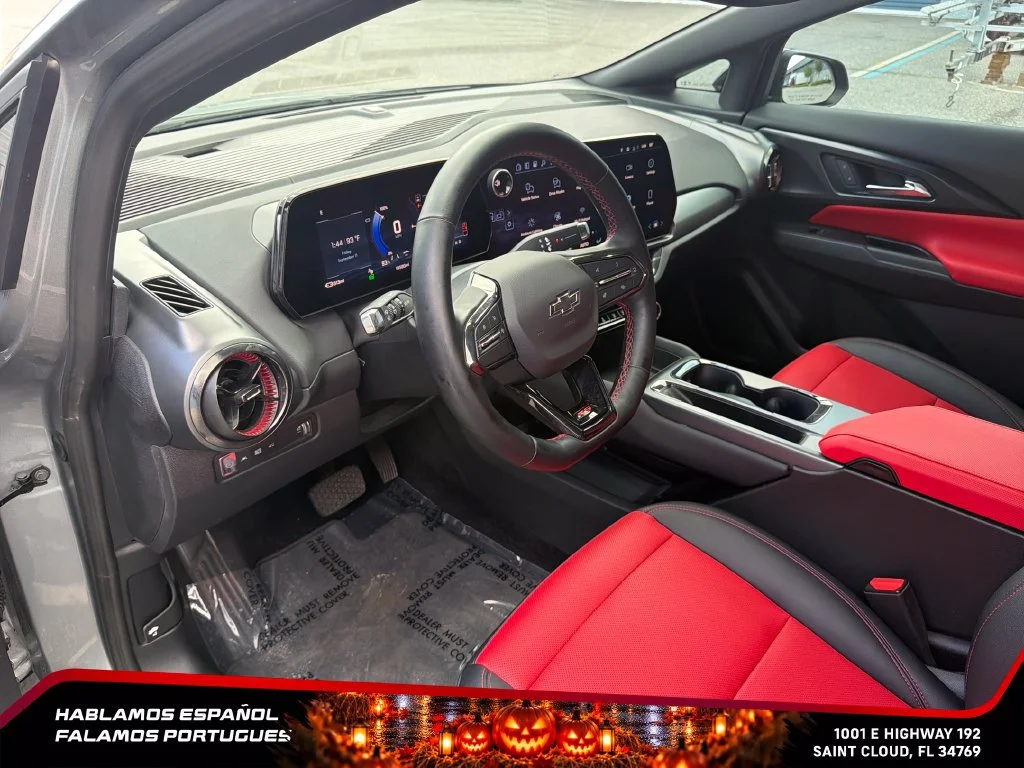 2024 Chevrolet Equinox EV RS - Photo 17