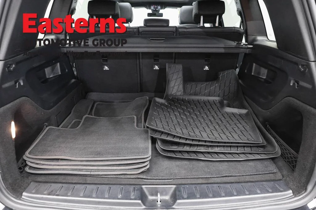 Used 2022 Black Mercedes-Benz GLB 250 image 9