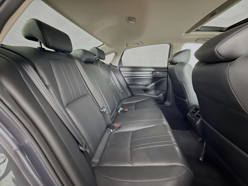 Used 2022  Honda Touring image 27