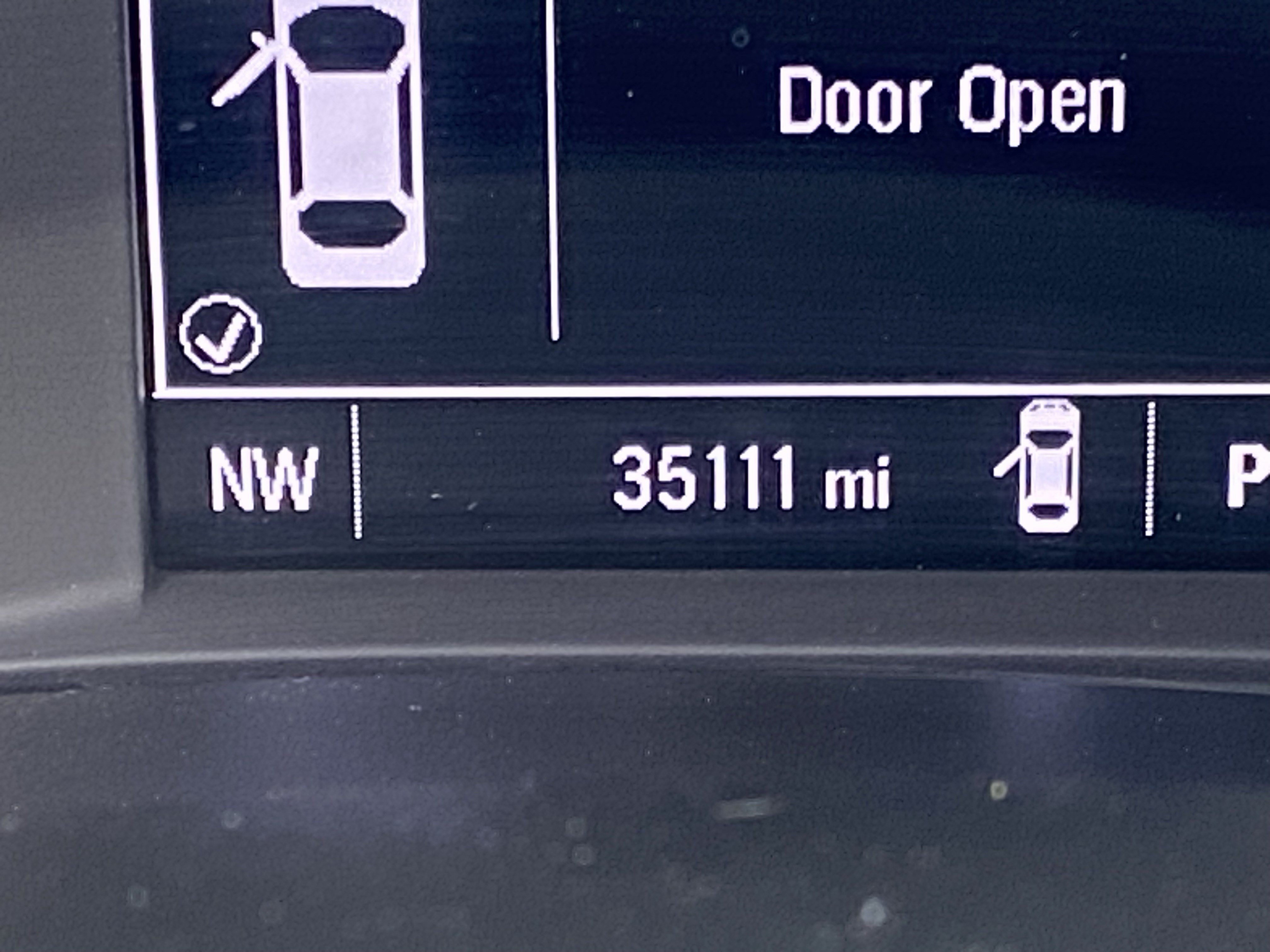 Used 2025 Summit White Chevrolet LS image 29
