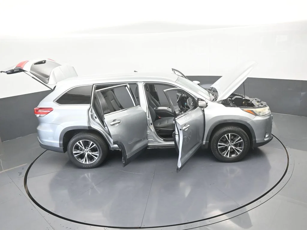 Used 2019 Celestial Silver Metallic Toyota LE image 66