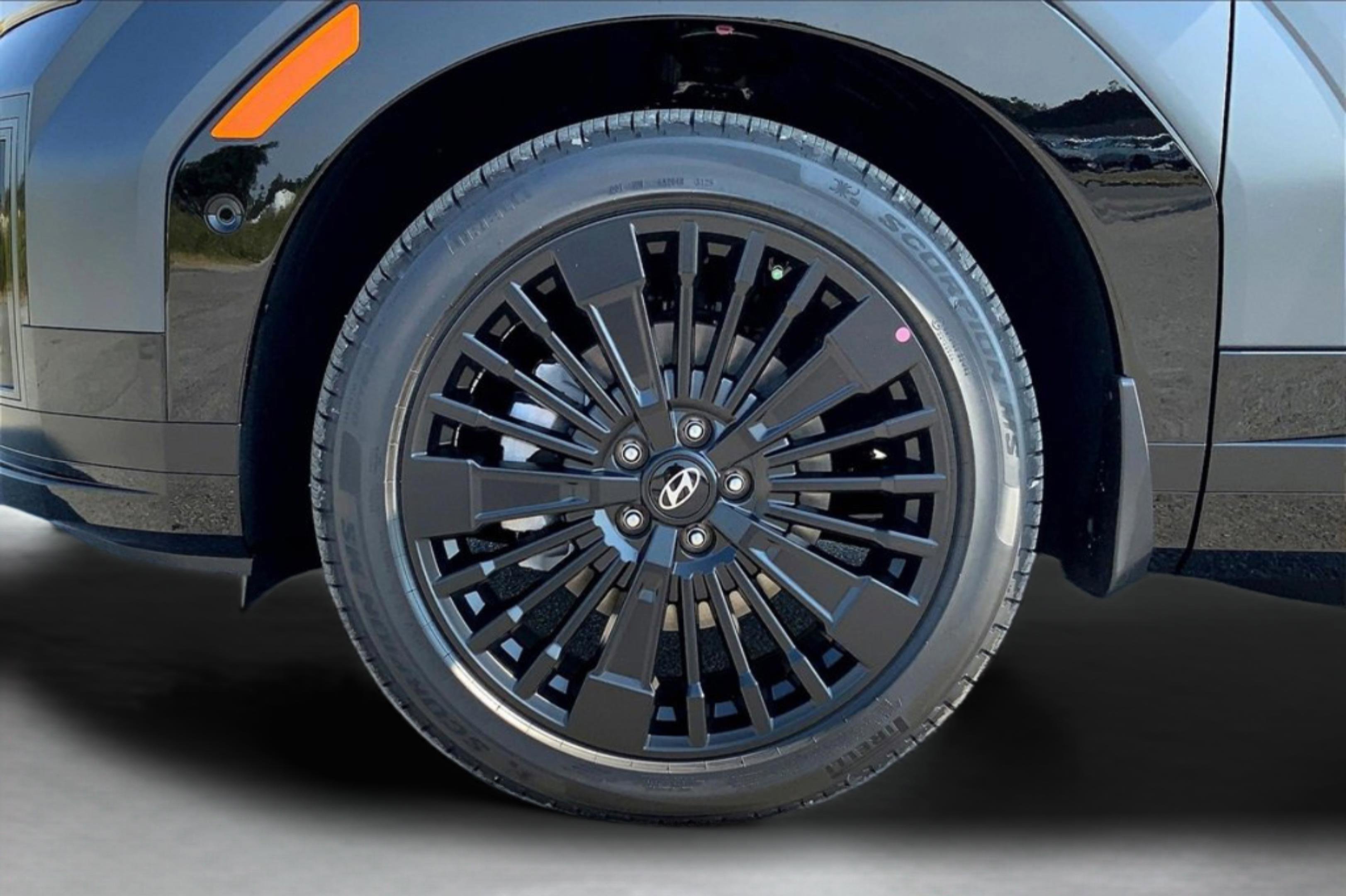 New 2026 Ecotronic Gray Matte Hyundai Calligraphy image 18