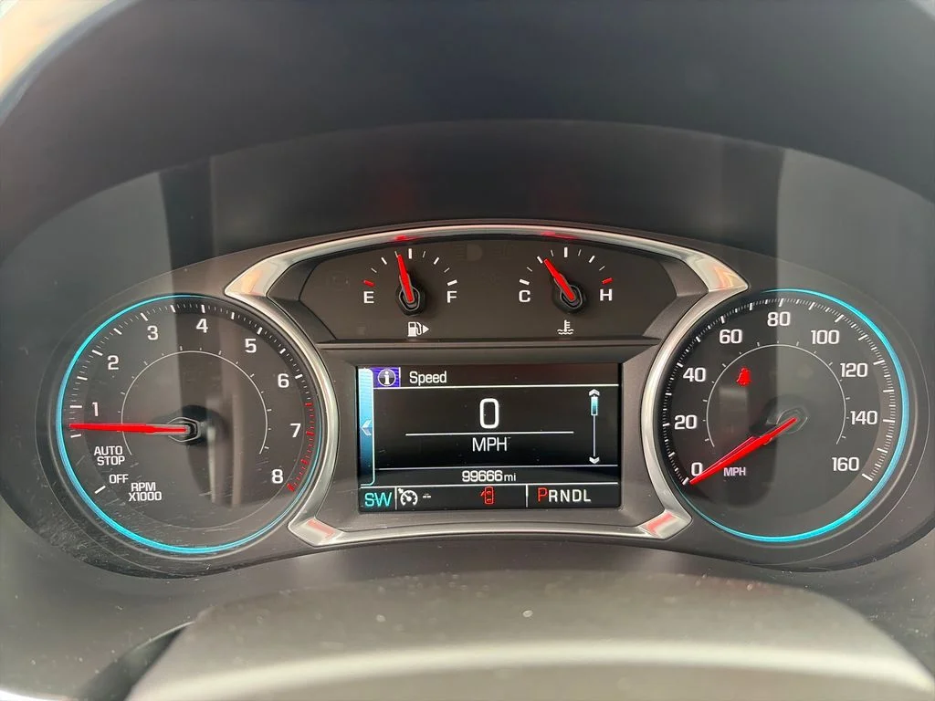 Used 2017 Gray Chevrolet LT image 39