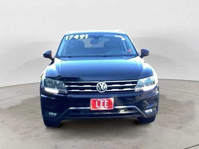 Used 2020 Deep Black Volkswagen 2.0T SEL image 8