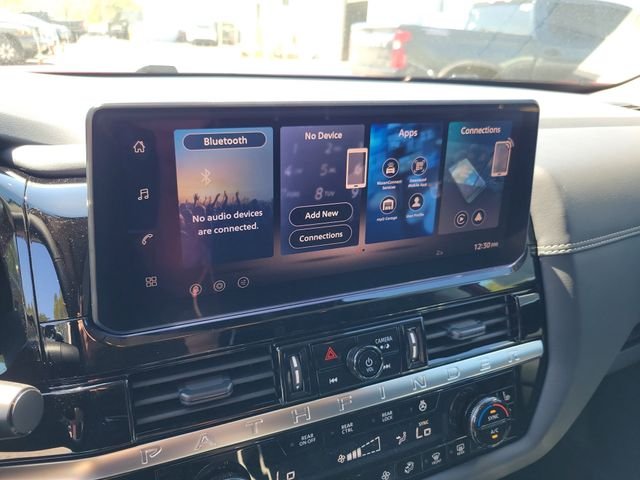 New 2026 Nissan Pathfinder Platinum