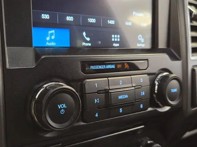 Used 2016 Blue Ford XLT image 20