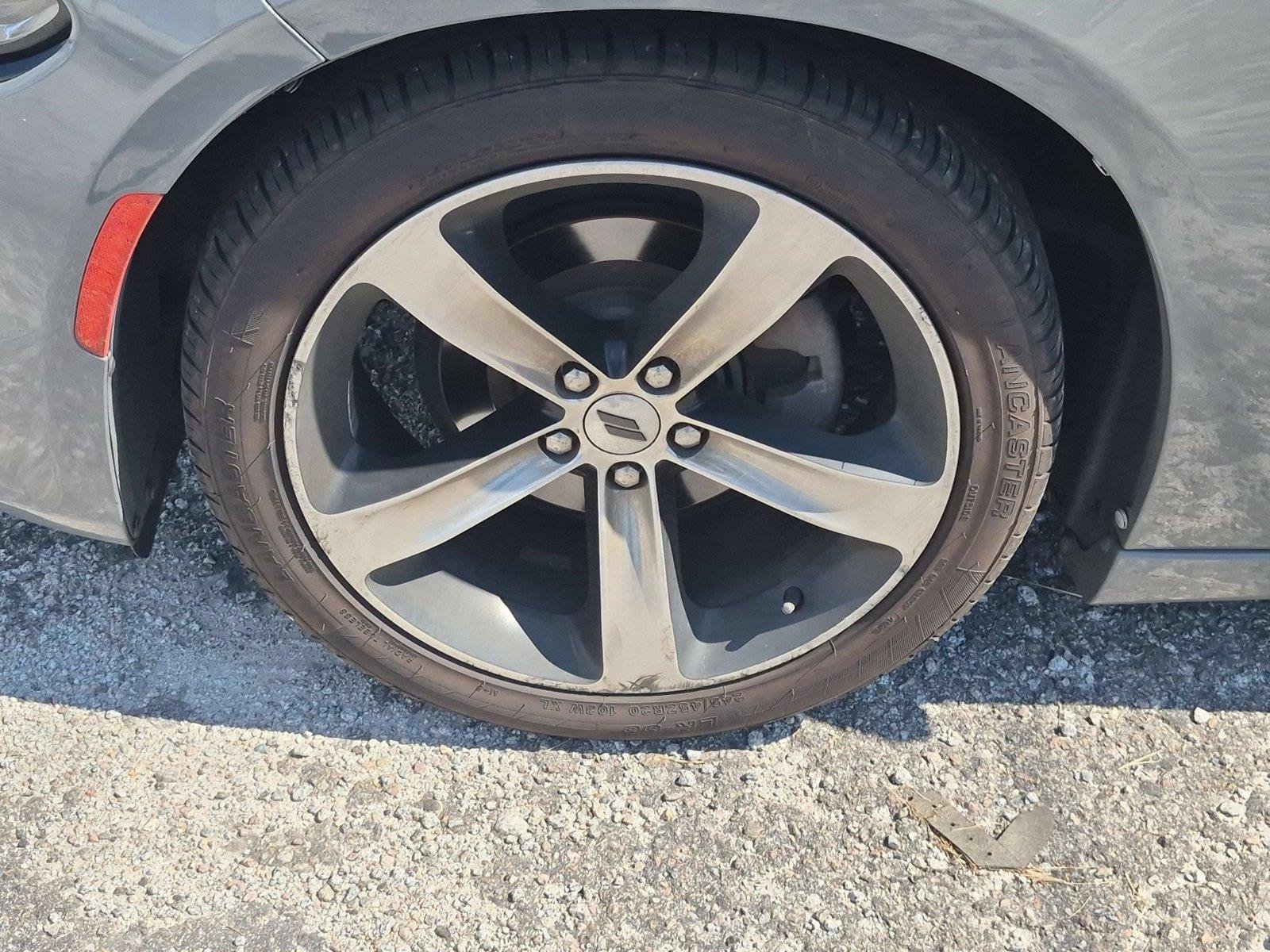 Used 2017 Destroyer Gray Clearcoat Dodge SE image 10