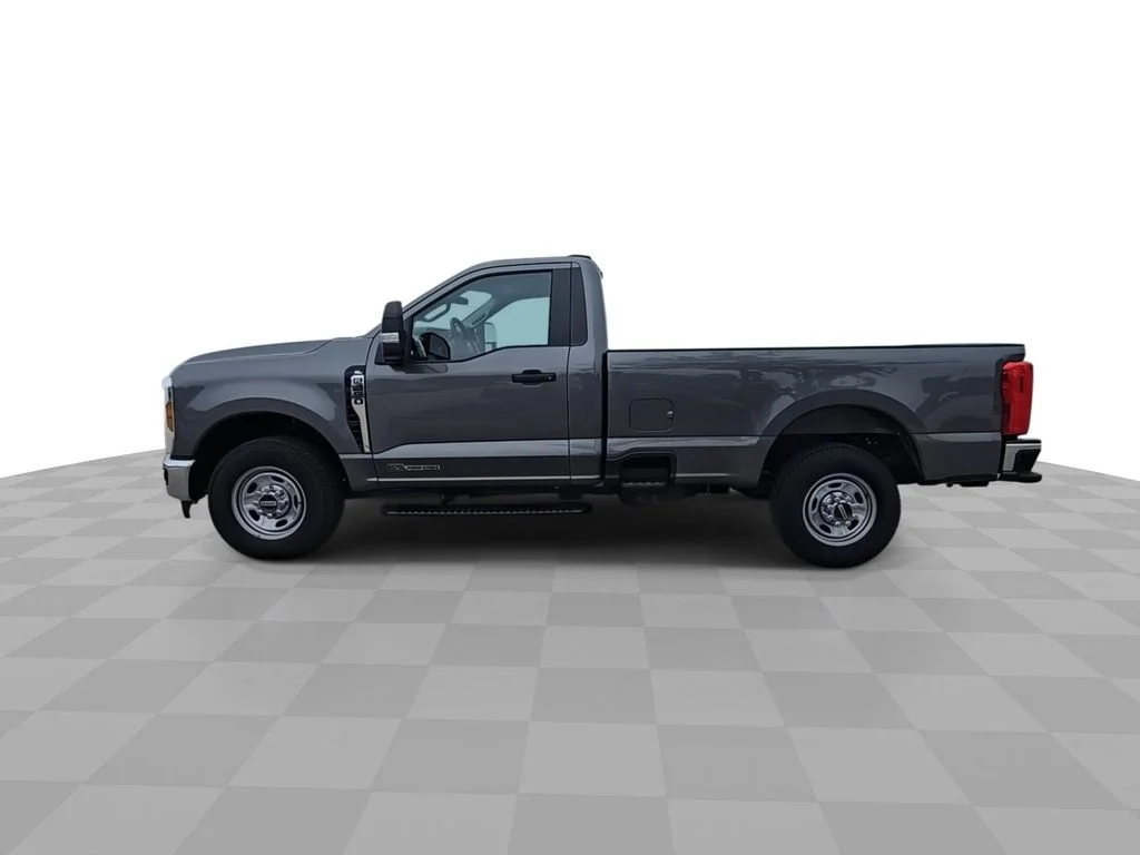 Certified Used 2025 Gray Ford XL image 5