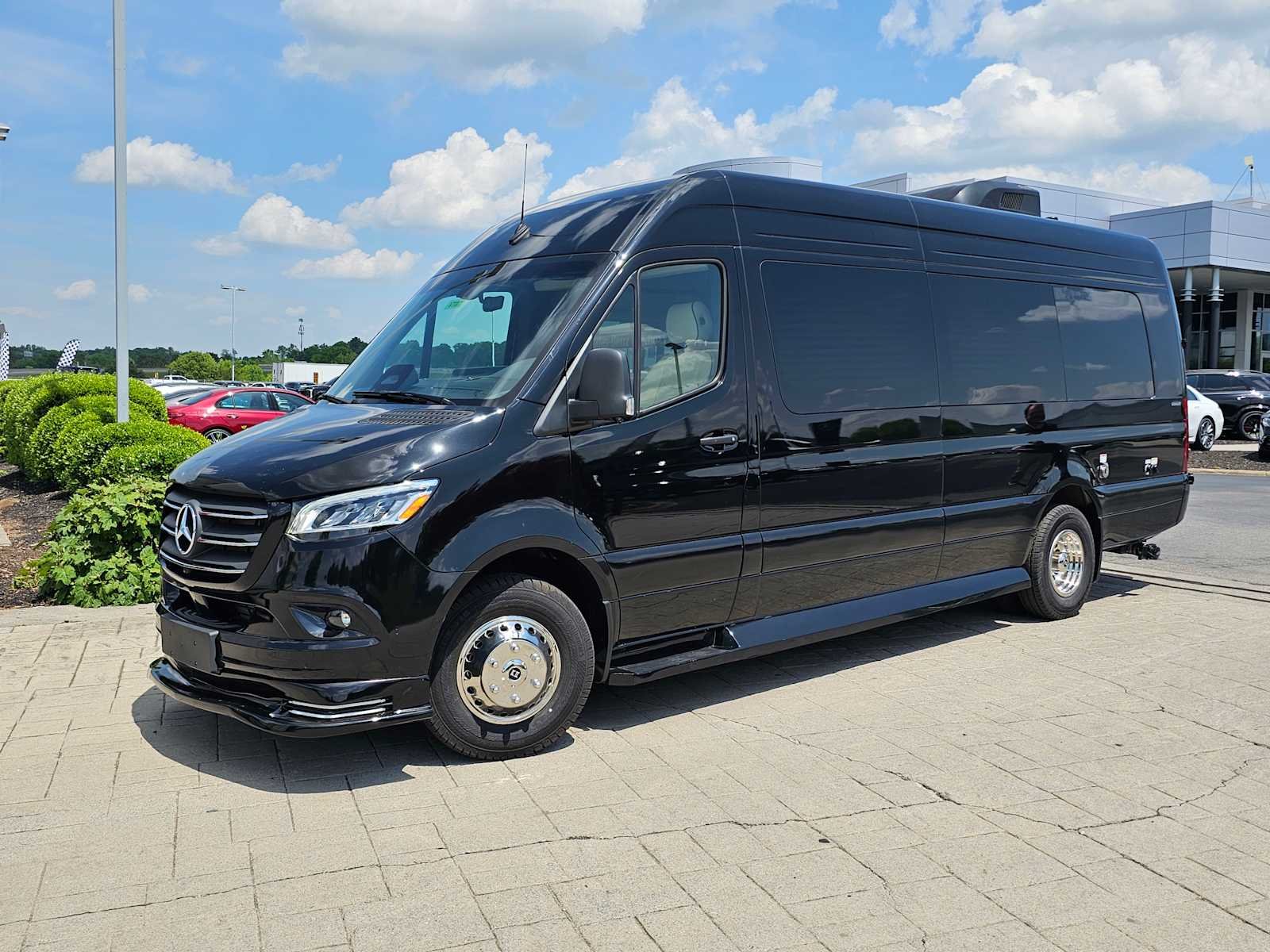New 2026 Obsidian Black Metallic Mercedes-Benz Avenger Series RV image 3