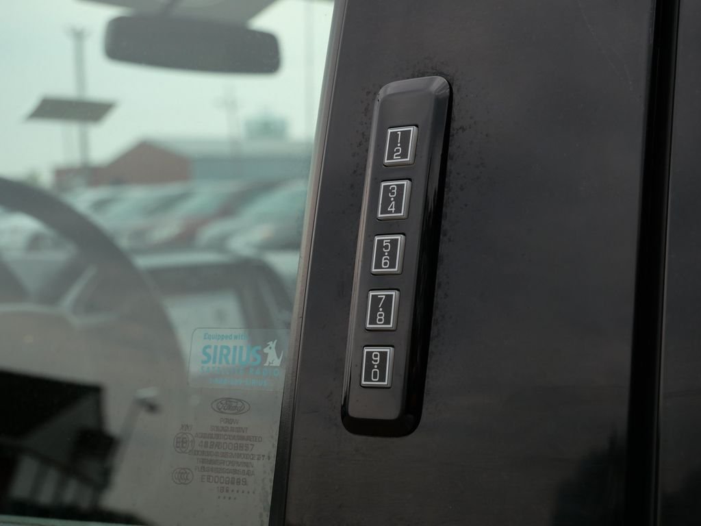 Used 2016 Brown Ford XLT image 18