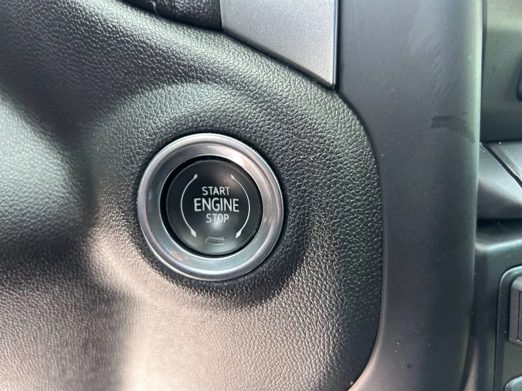 Used 2020 SATIN STEEL METALLIC Chevrolet RST image 34