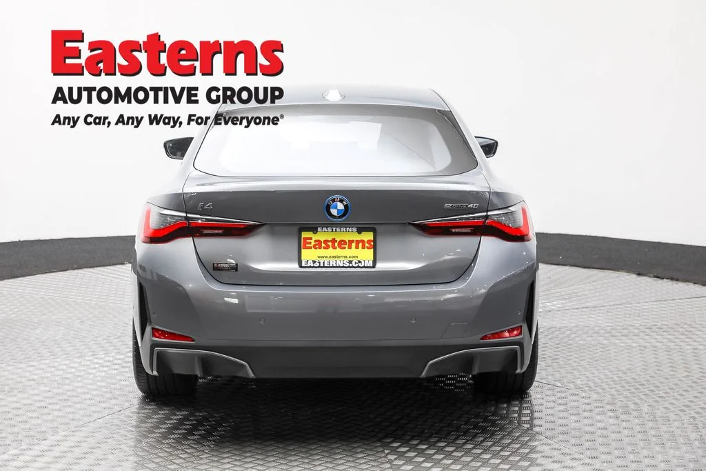 Used 2024 Gray BMW eDrive40 image 6