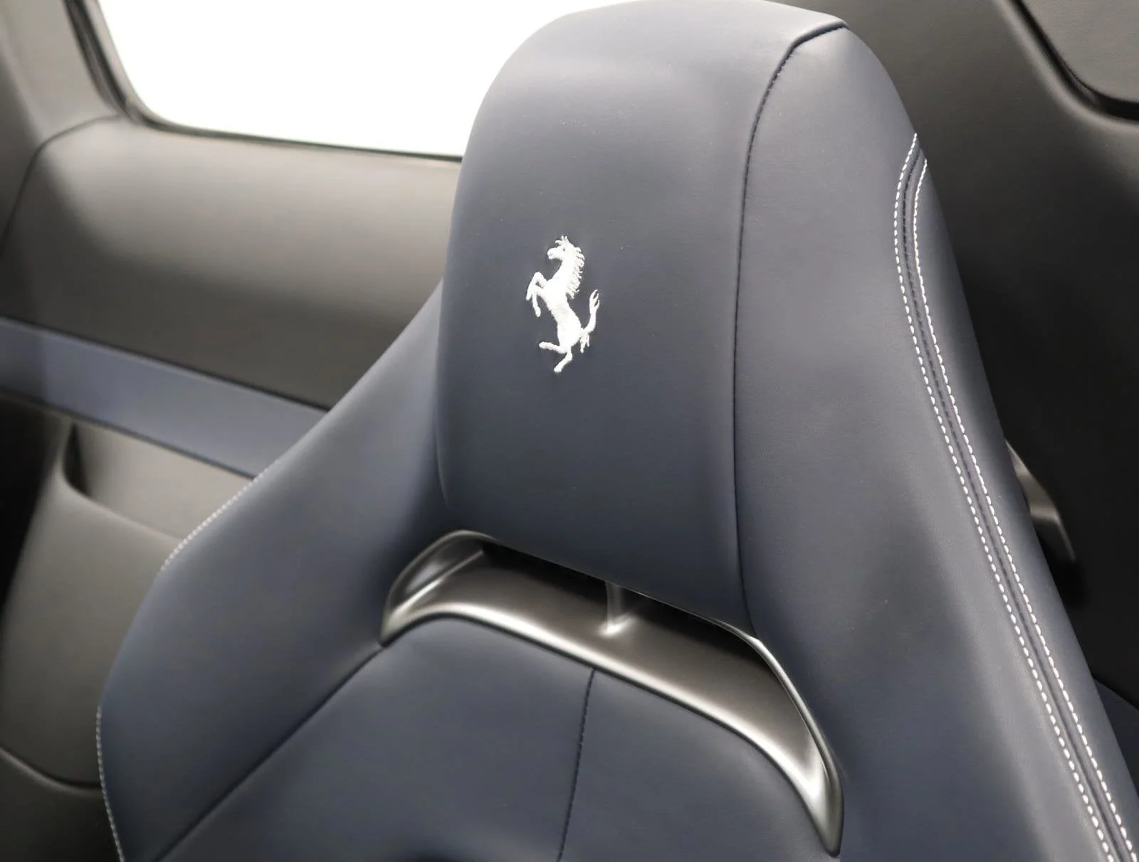 Certified Used 2025 Bianco Avus Ferrari  image 14