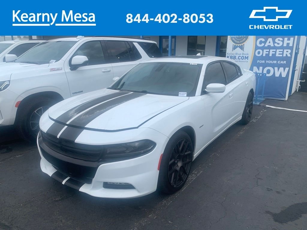 Used 2018 White Dodge R/T image 1