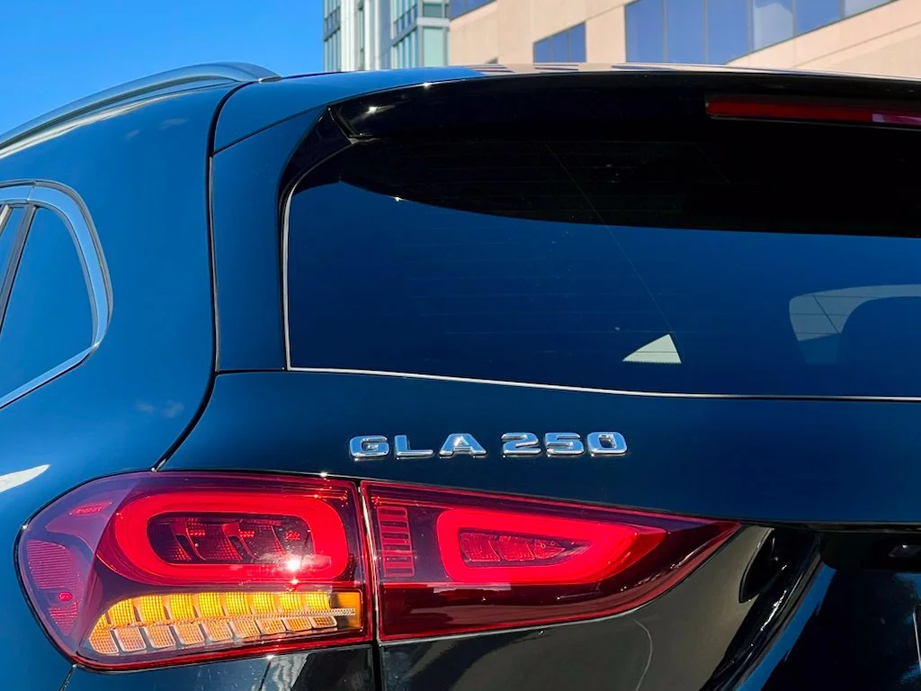 Used 2023  Mercedes-Benz GLA 250 image 9
