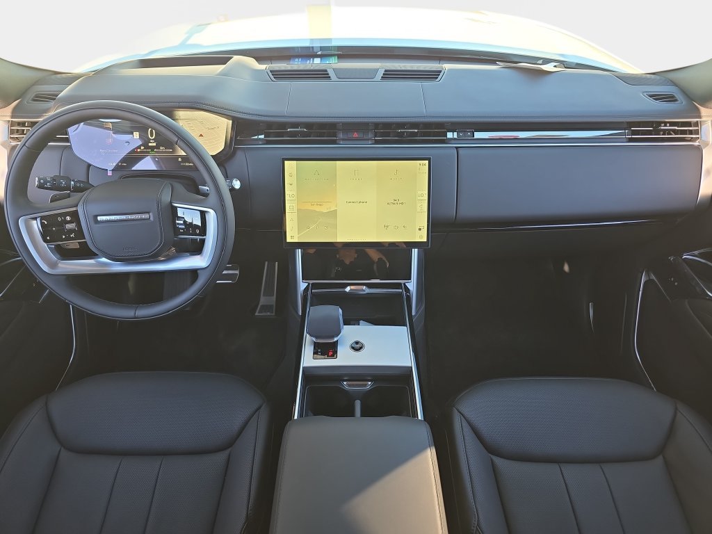 New 2026 Fuji White Land Rover SE image 9