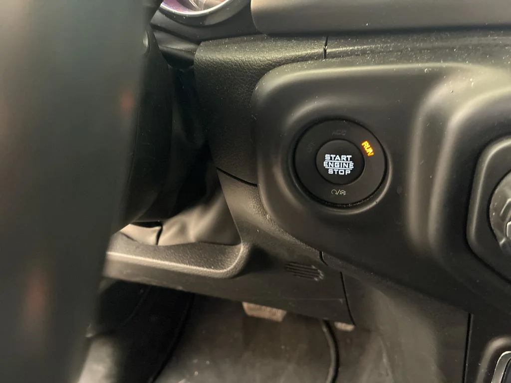 Used 2022 White Jeep Unlimited Sport S image 22