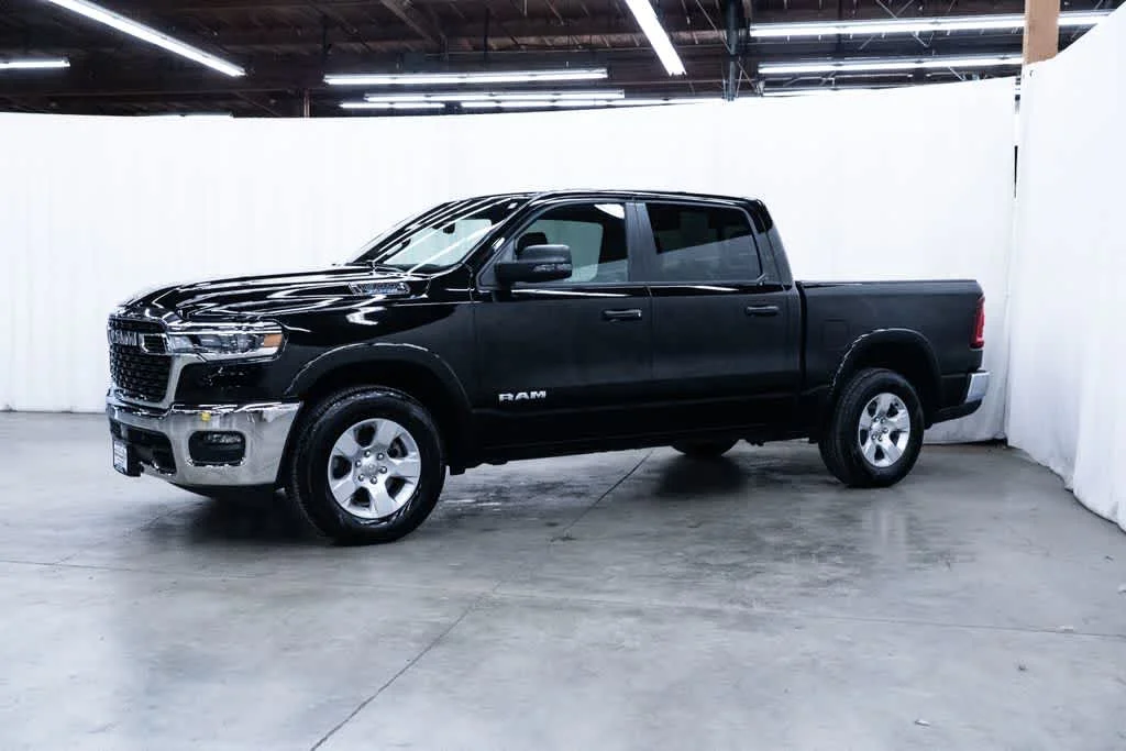 Used 2025 Diamond Black Crystal Pearlcoat Ram Big Horn image 3