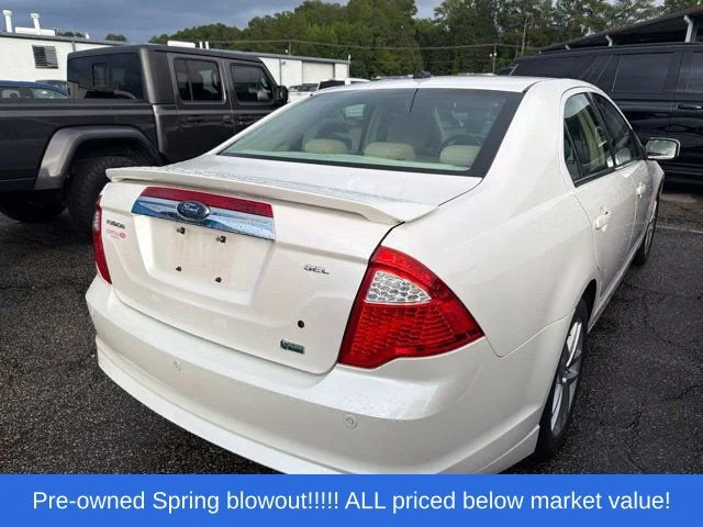 Used 2010 White Ford SEL image 7