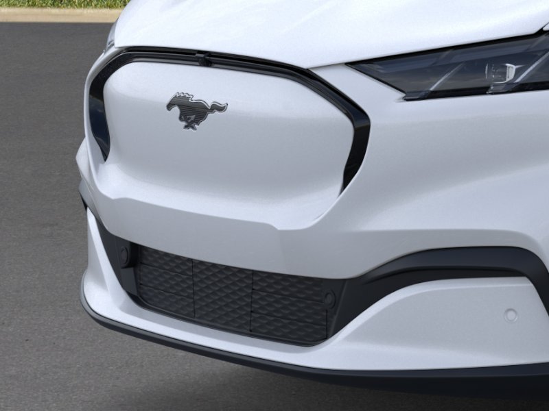 New 2026 Star White Metallic Tri-coat Ford Premium image 17