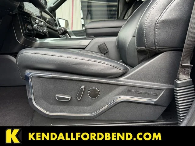 Used 2023 White Ford Lariat image 23